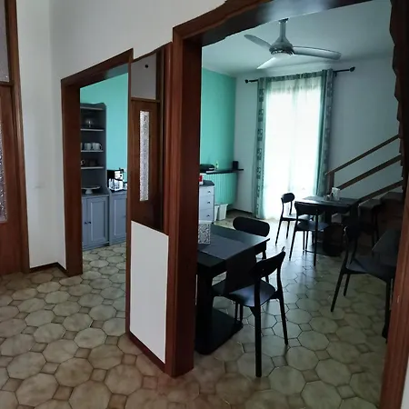 住宿加早餐酒店 A'la Funtaena 迪拉文纳卡斯蒂利奥内